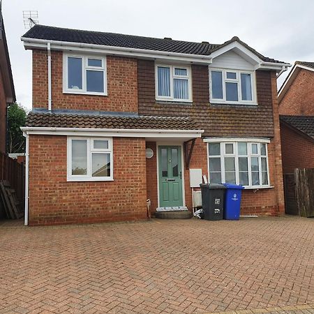 Modern Comfortable Quiet Self Contained Apartments Brackley  Exterior photo