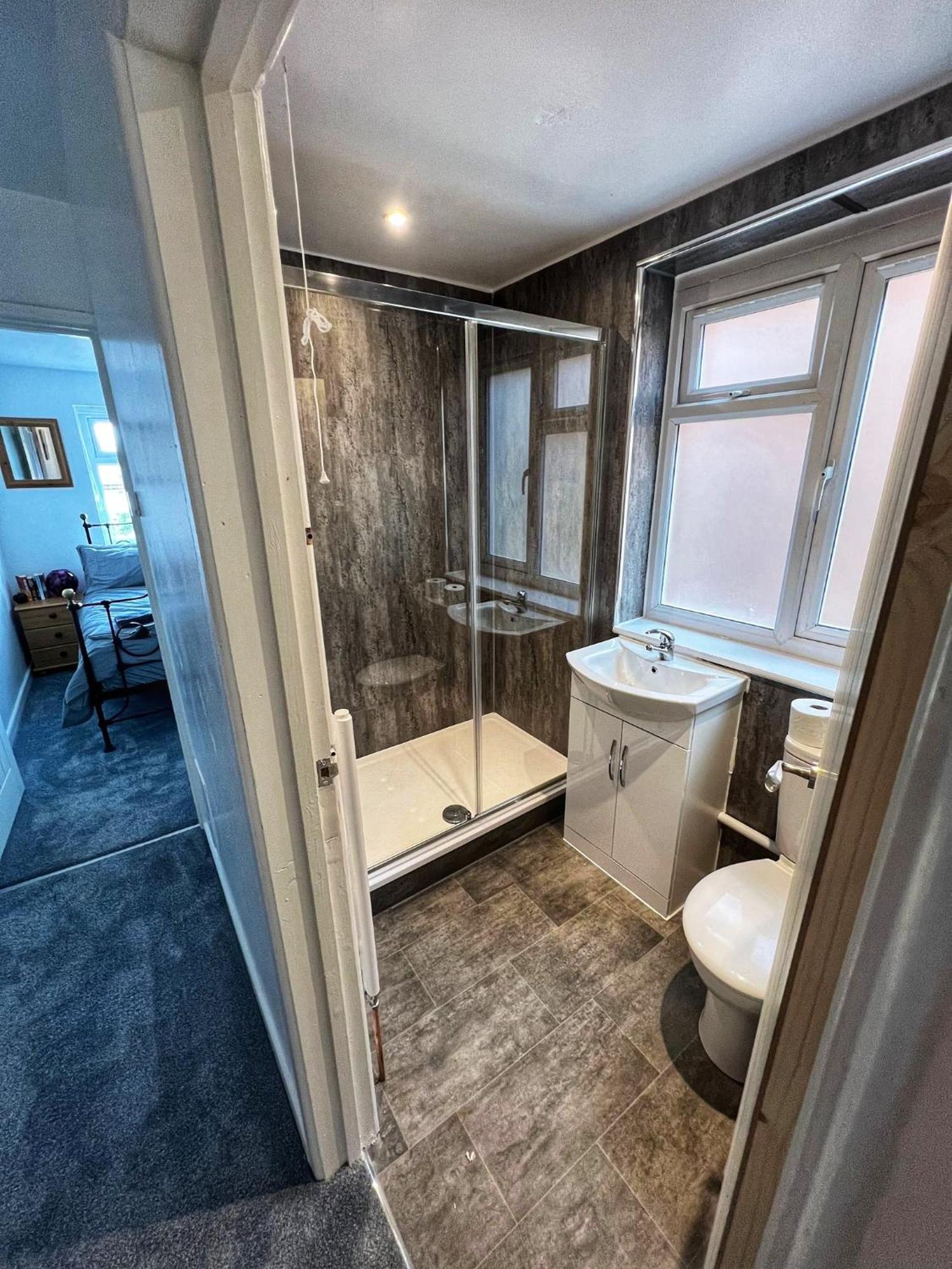 Modern Comfortable Quiet Self Contained Apartments Brackley  Exterior photo